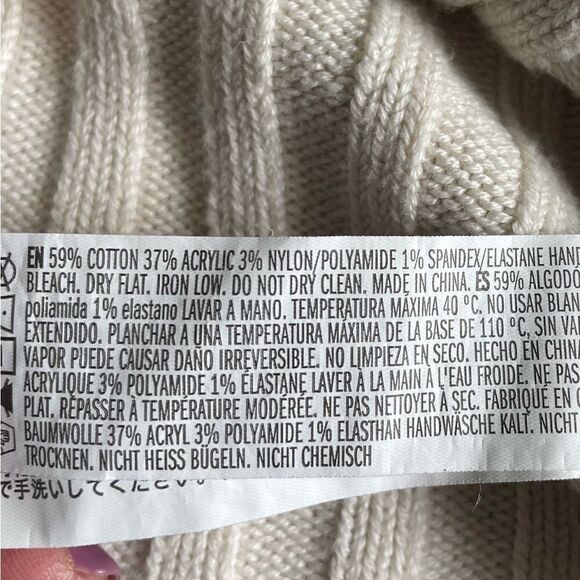 Forever 21 Button Up Short Sleeved Sweater - Picture 7 of 7